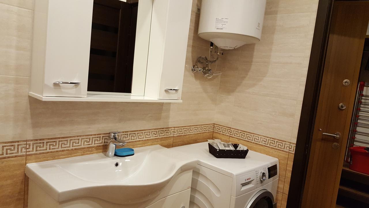Mimino Apartment Deluxe First Line Batumi Eksteriør billede