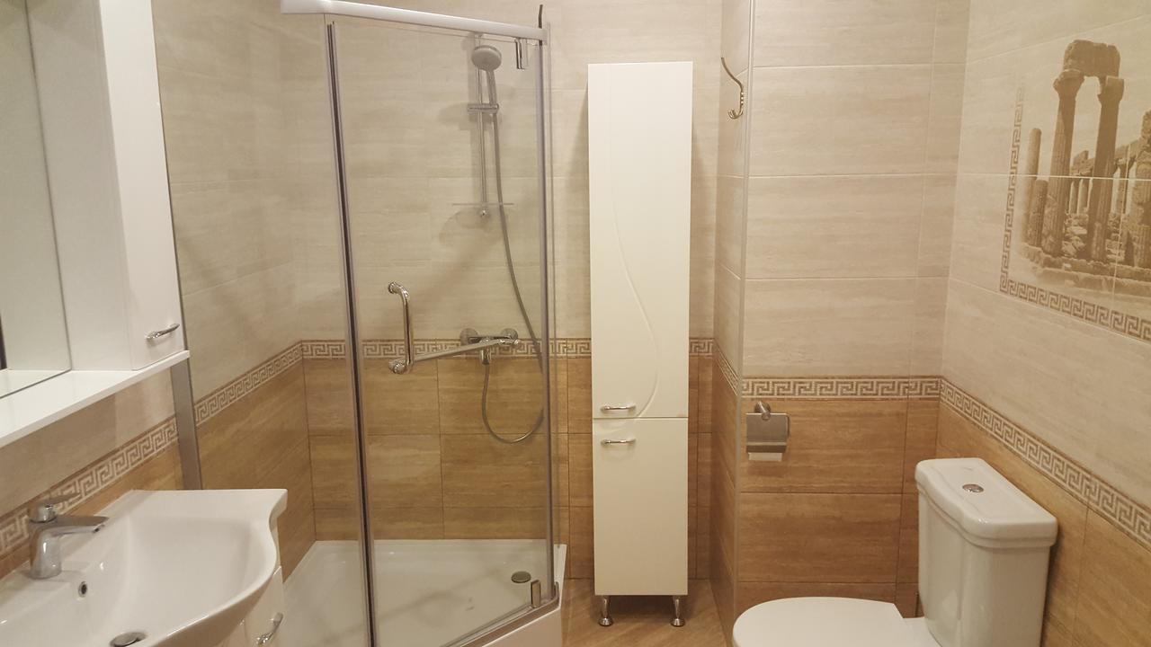 Mimino Apartment Deluxe First Line Batumi Eksteriør billede