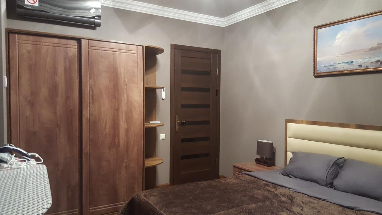 Mimino Apartment Deluxe First Line Batumi Eksteriør billede