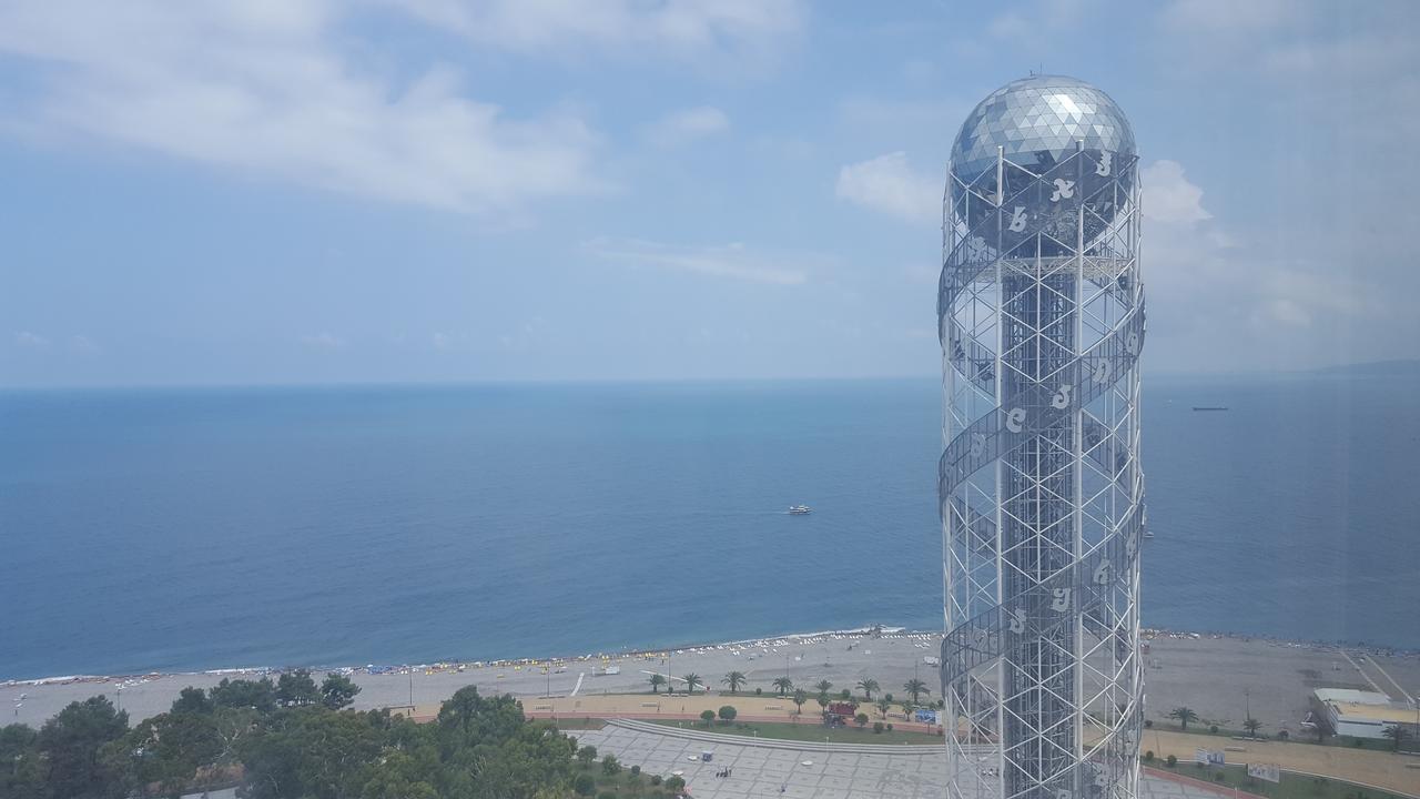 Mimino Apartment Deluxe First Line Batumi Eksteriør billede